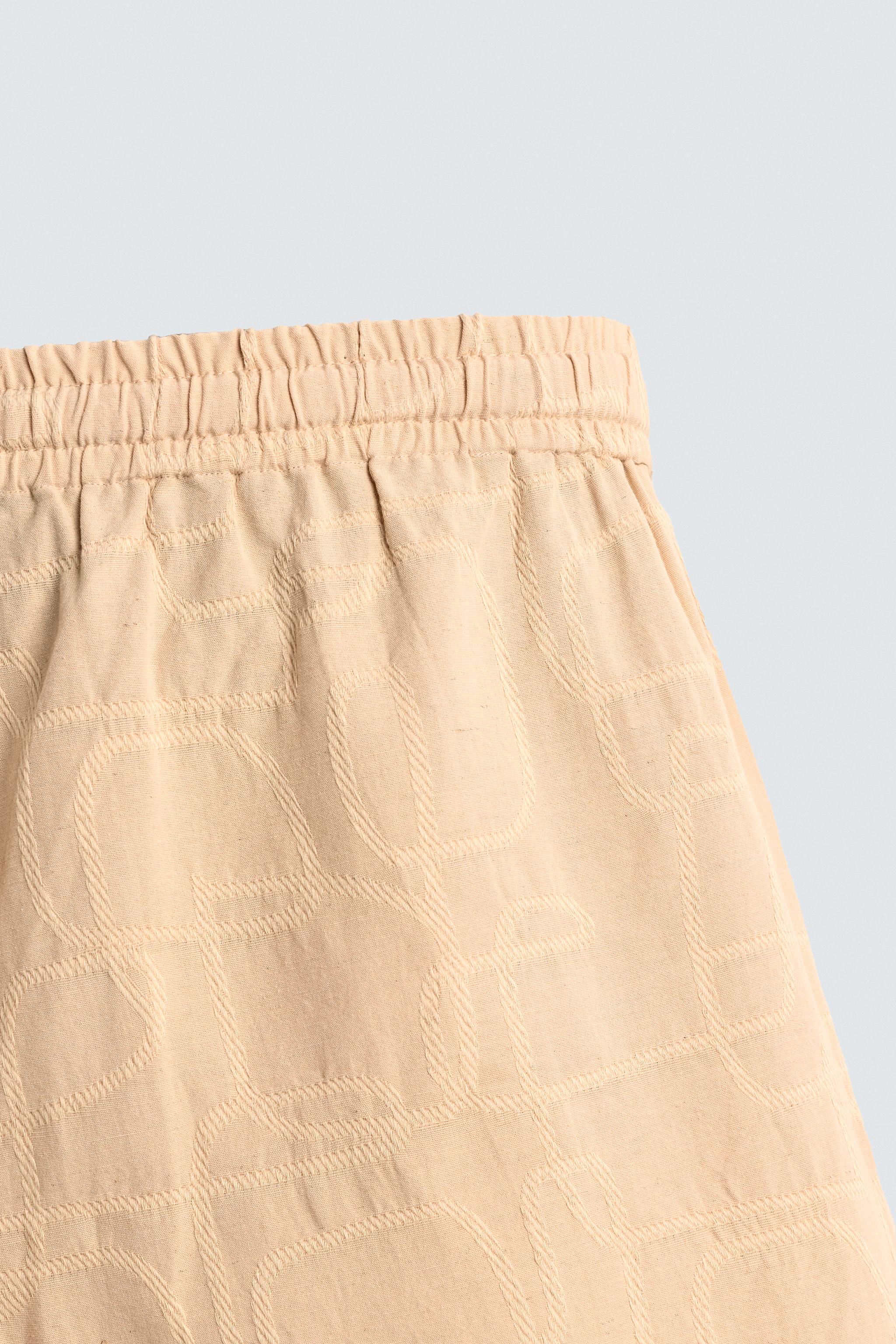 SHORT RELAXED FIT JACQUARD BRODÉ